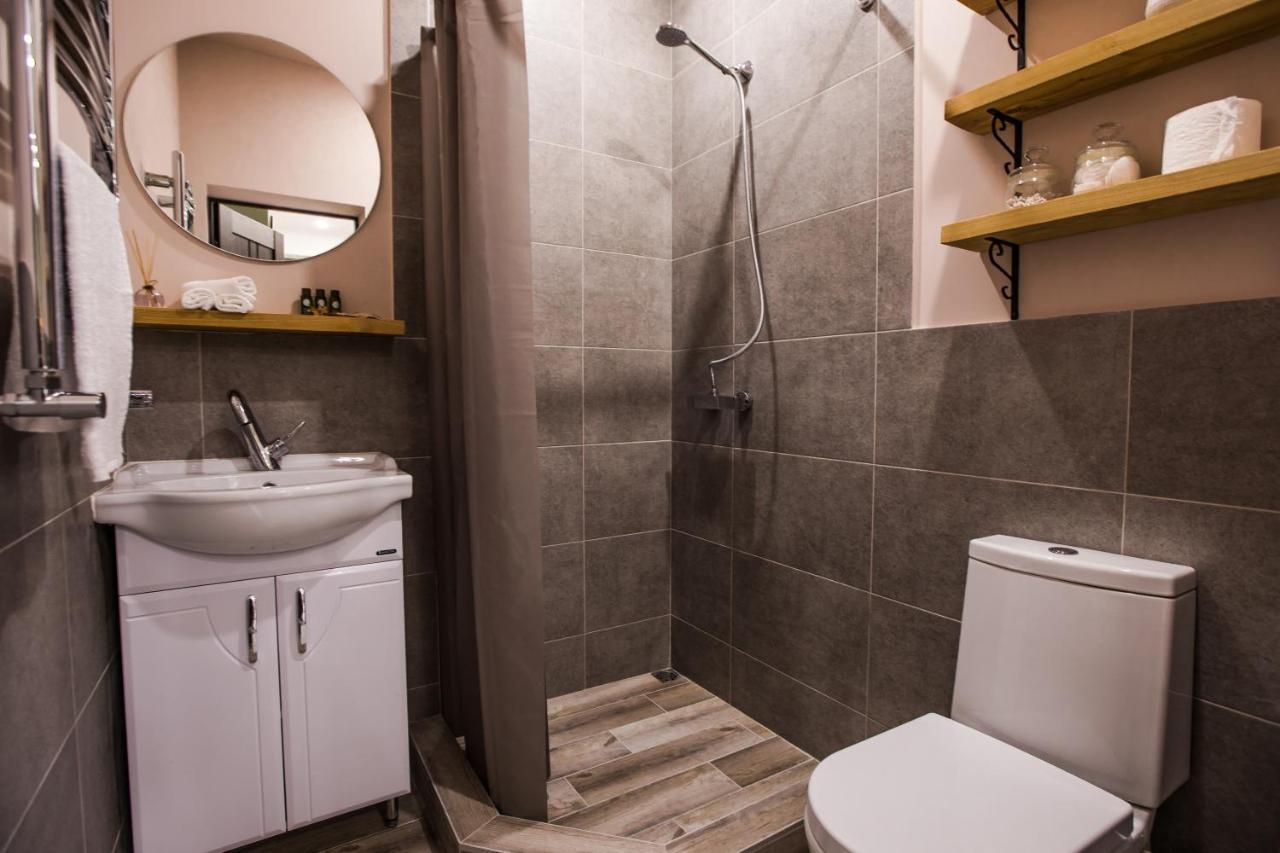 Hotelise I Bells-Of-Ireland Apartment Jerevan Buitenkant foto
