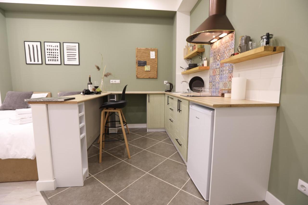 Hotelise I Bells-Of-Ireland Apartment Jerevan Buitenkant foto